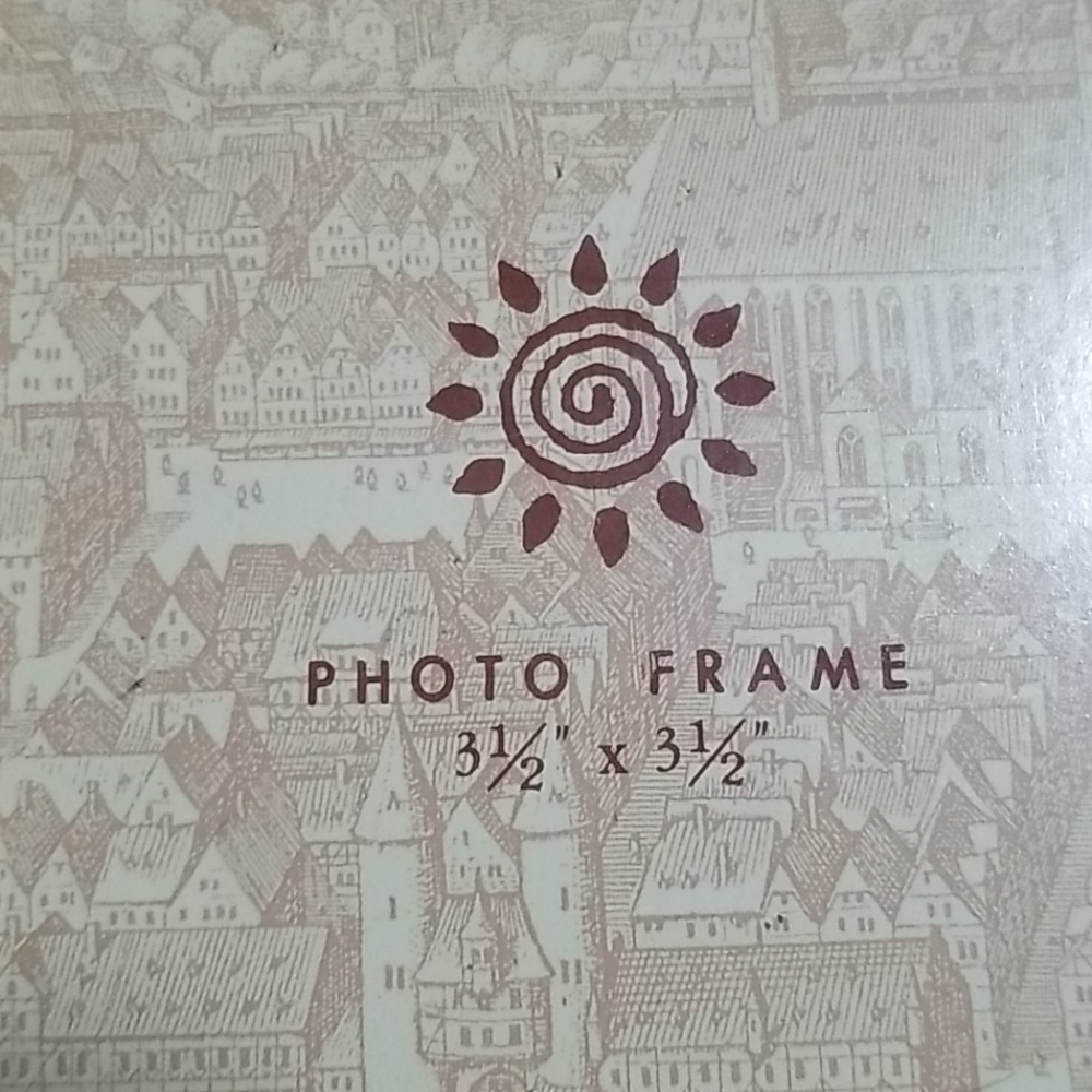 *- Picture Frame for Baby - Picture 3 of 3